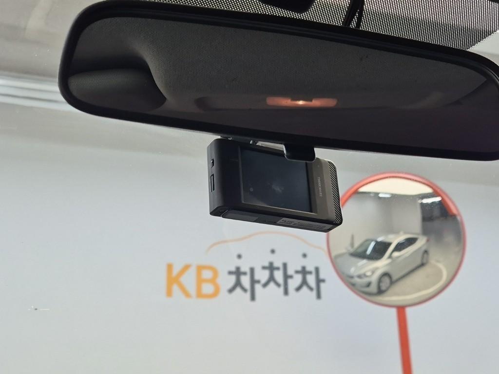 HYUNDAI Avante 2015 Plateado - Importación desde Corea - HF Imports Iquique - Foto 14