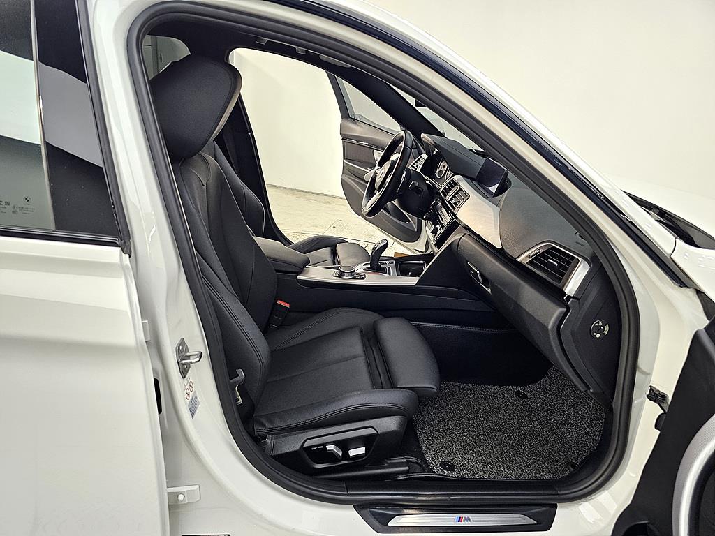 BMW 3 series - Vista 10