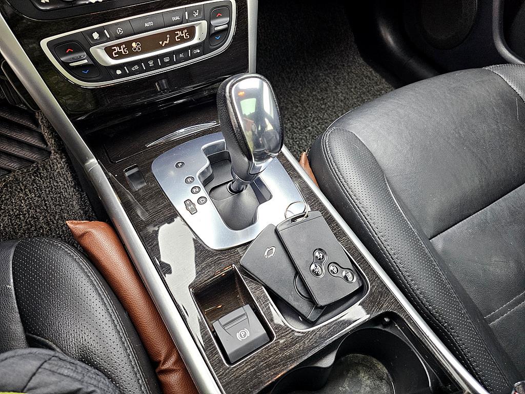 SAMSUNG SM5 2014 Blanco - Importación desde Corea - HF Imports Iquique - Foto 14