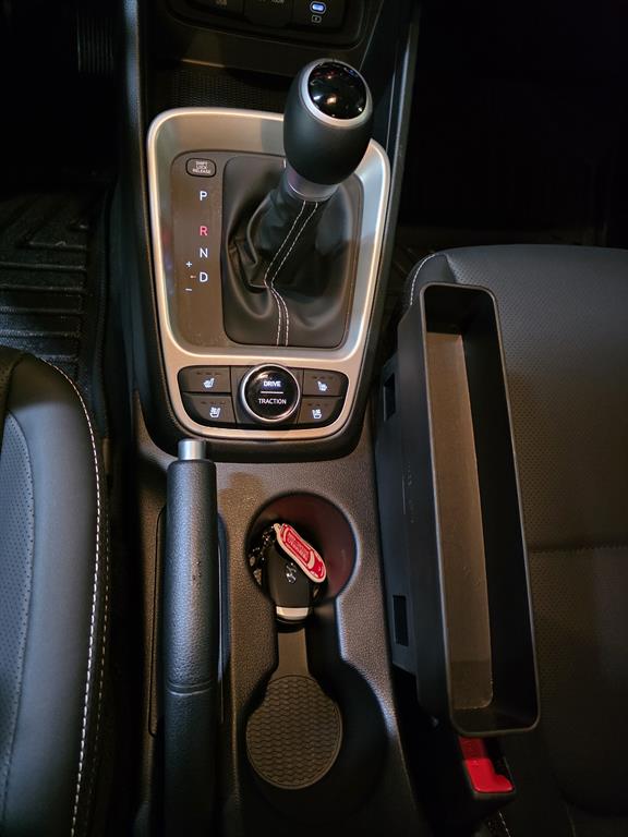 HYUNDAI Venue 2026 Blanco - Importación desde Corea - HF Imports Iquique - Foto 13