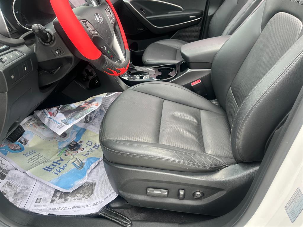 HYUNDAI Santa Fe - Vista 12