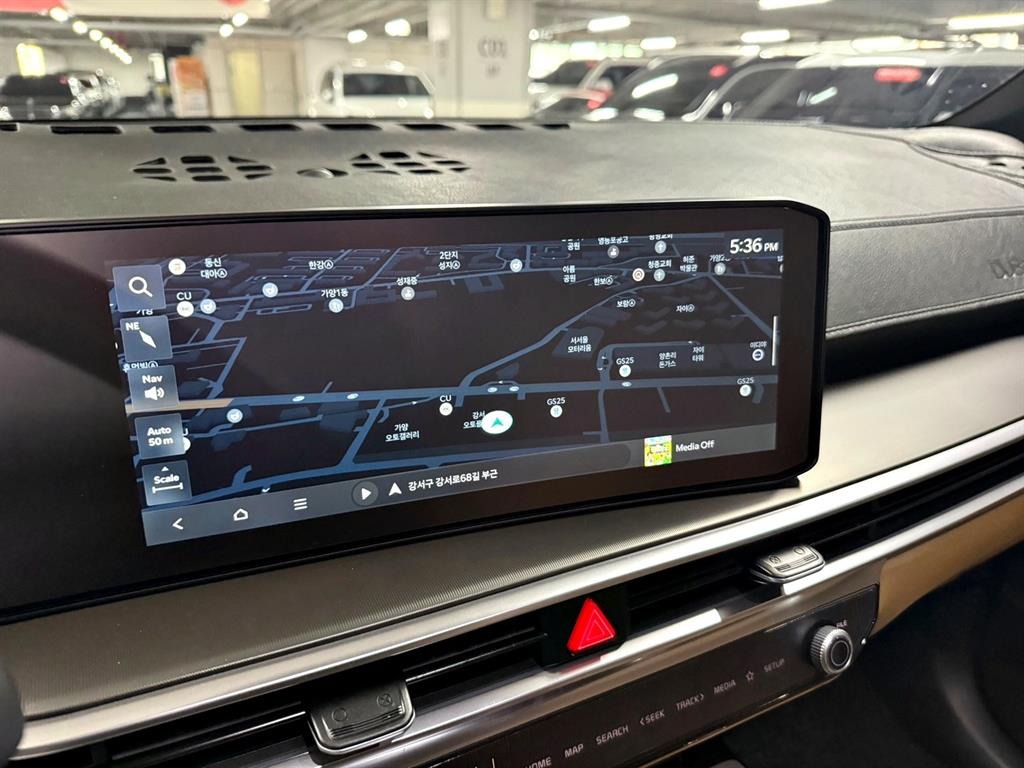 KIA Sorento - Vista 11