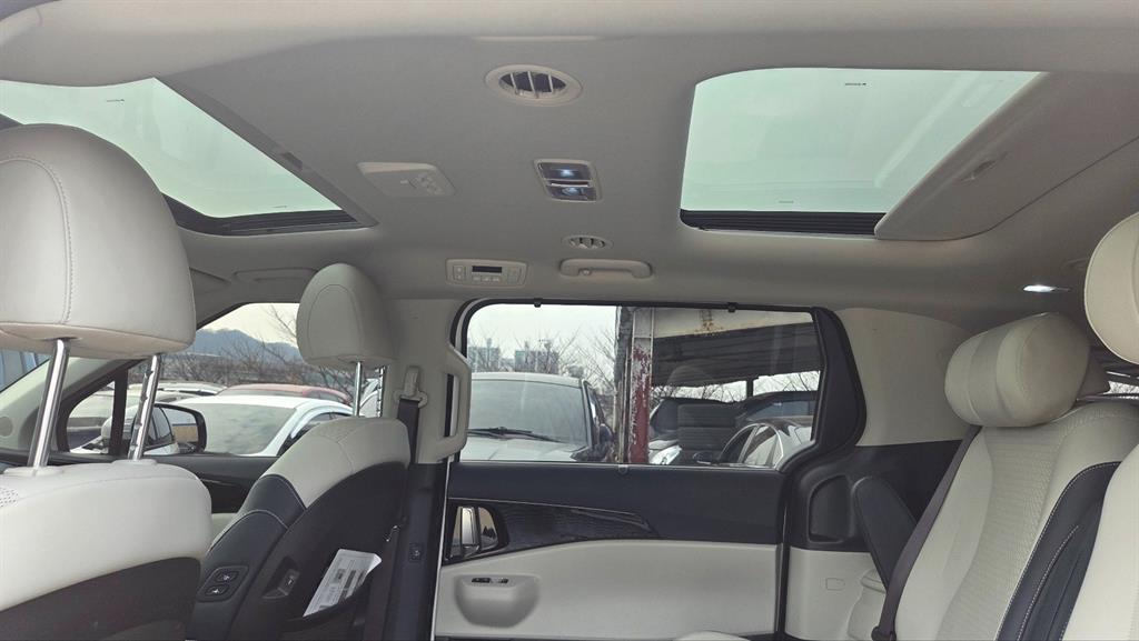 KIA Carnival 2024 Blanco - Importación desde Corea - HF Imports Iquique - Foto 16