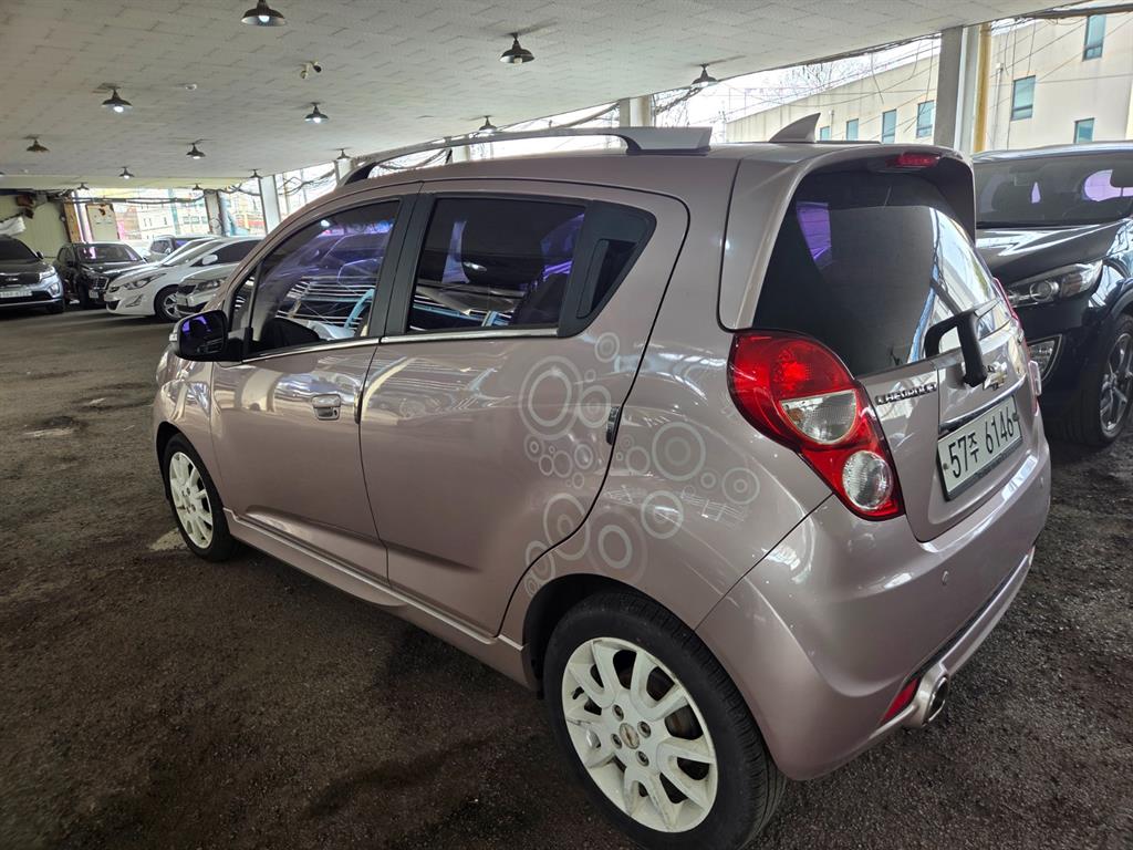 Chevrolet Spark - Vista 4