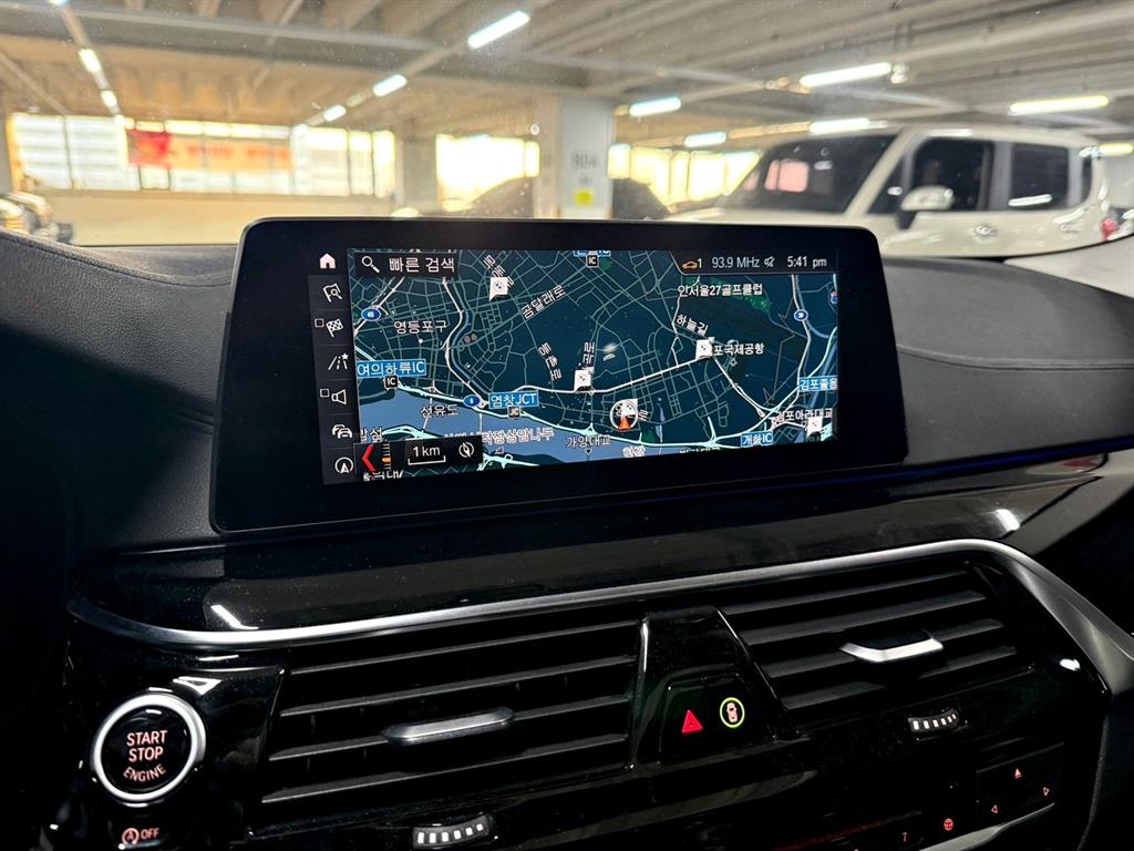 BMW 5 Series - Vista 11