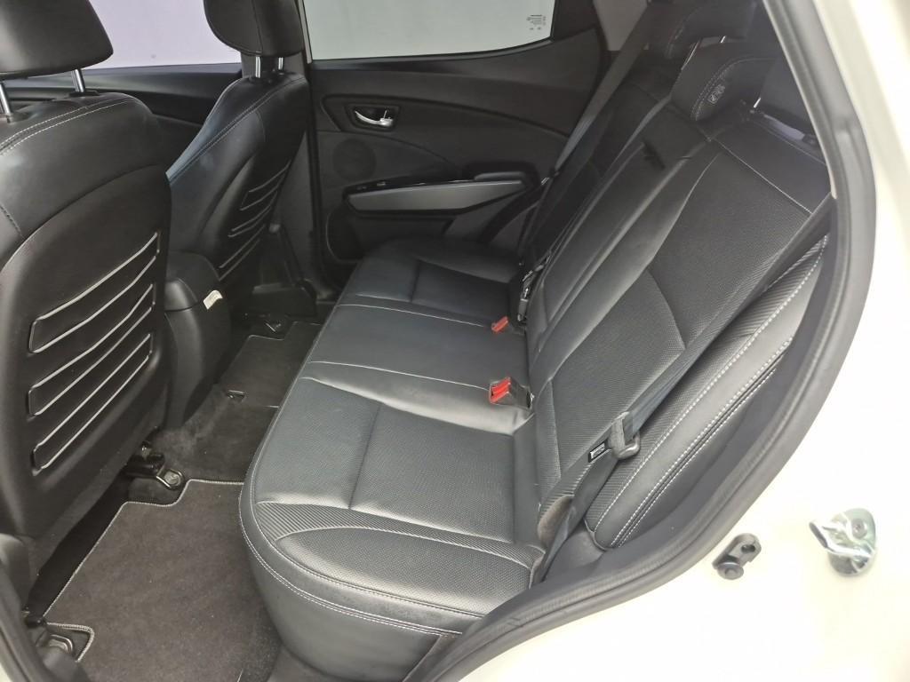 Ssangyong Tivoli 2017 Blanco - Importación desde Corea - HF Imports Iquique - Foto 13