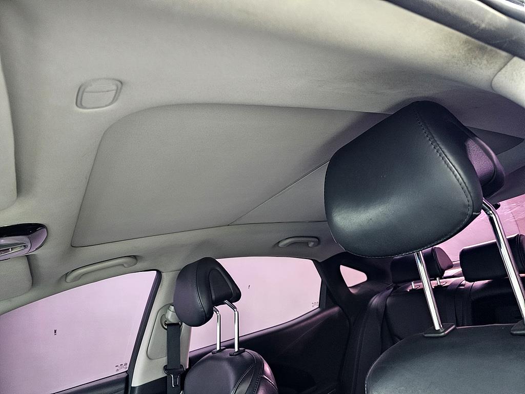 HYUNDAI Grandeur - Vista 12