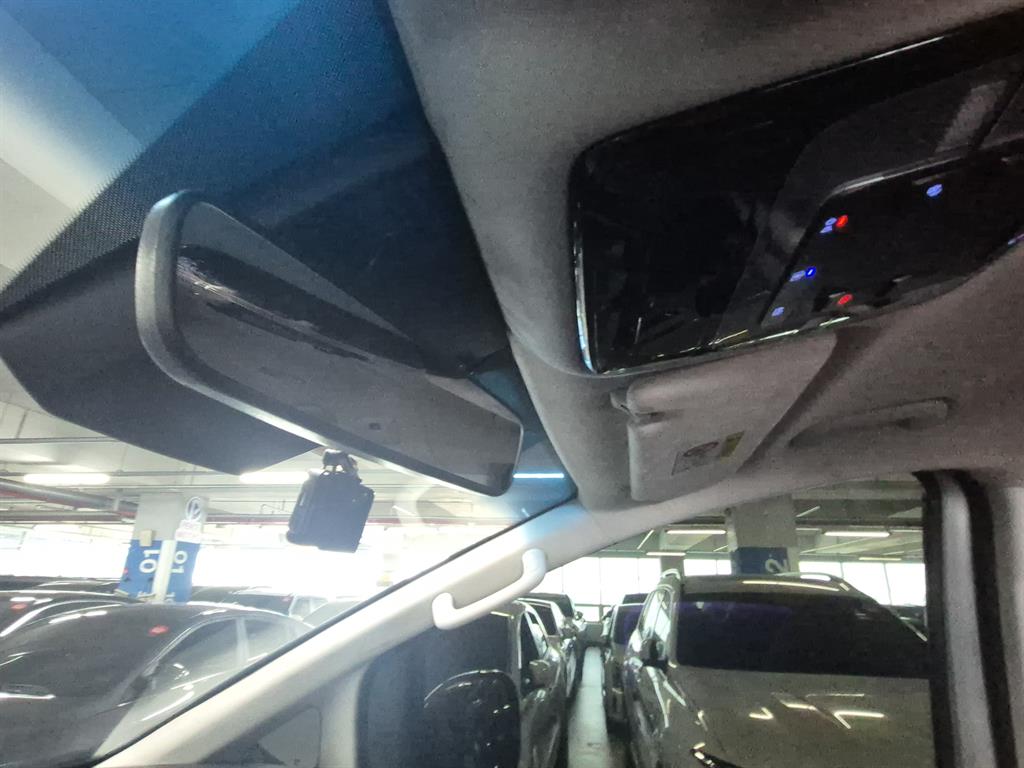 HYUNDAI Staria 2022 Gris - Importación desde Corea - HF Imports Iquique - Foto 16