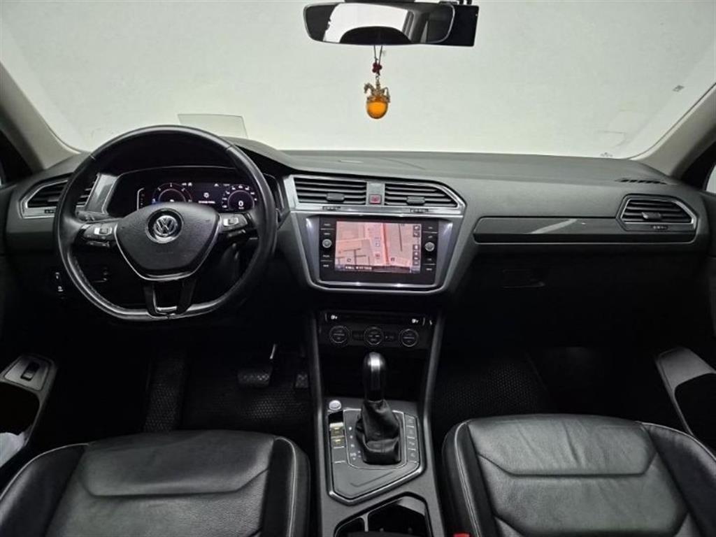Volkswagen Tiguan - Vista 7