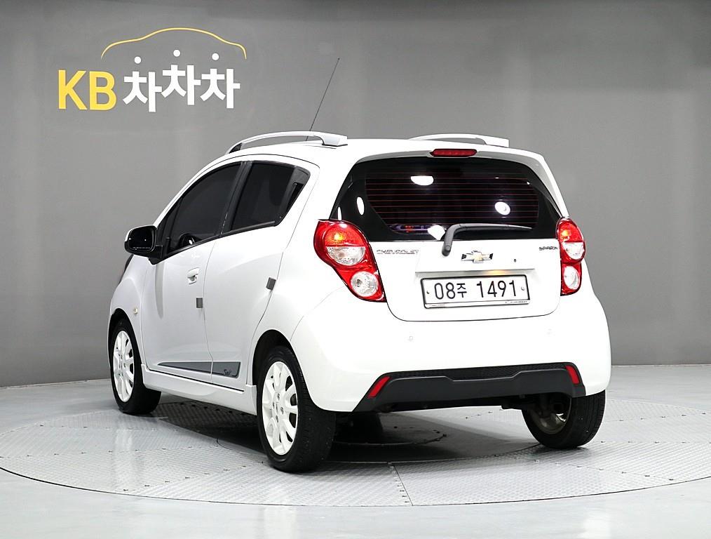 Chevrolet Spark - Vista 4
