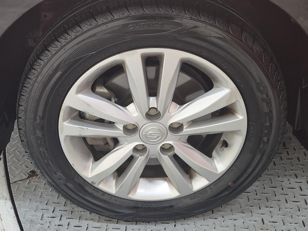 Ssangyong Tivoli 2017 Rojo - Importación desde Corea - HF Imports Iquique - Foto 17