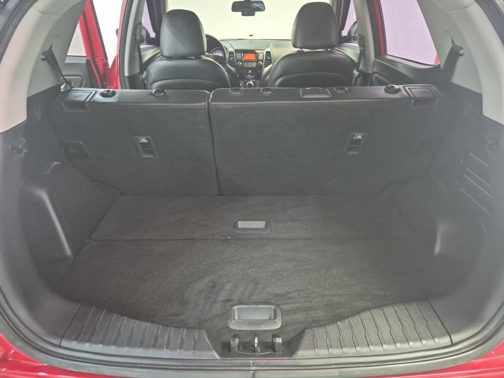 Ssangyong Tivoli 2017 Rojo - Importación desde Corea - HF Imports Iquique - Foto 15