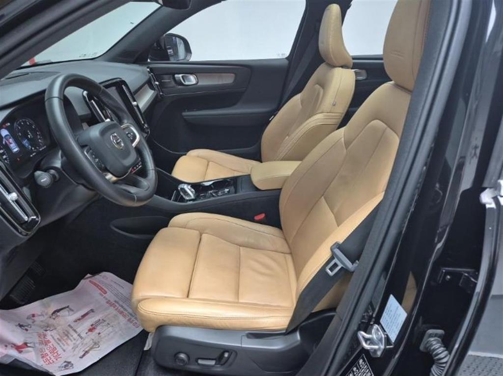 Volvo XC40 - Vista 11