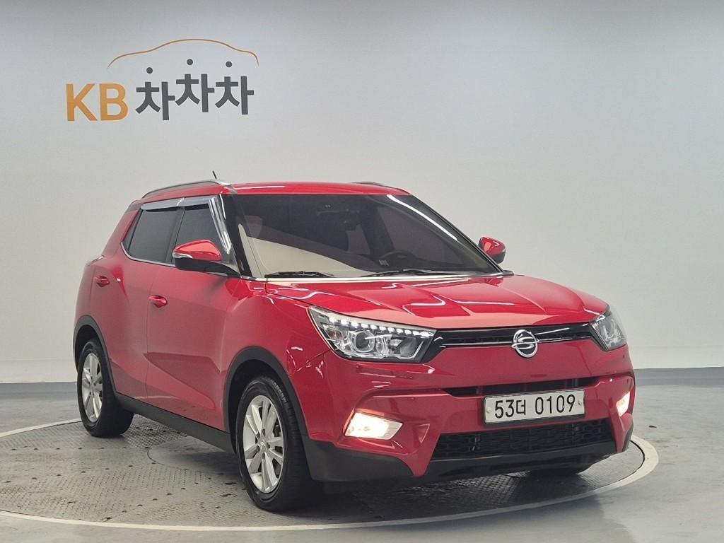 Ssangyong Tivoli - Vista 4