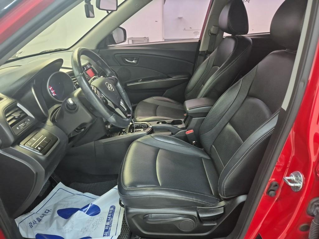 Ssangyong Tivoli - Vista 9