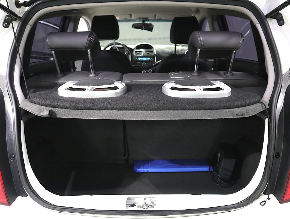 Chevrolet Spark 2015 Blanco - Importación desde Corea - HF Imports Iquique - Foto 18