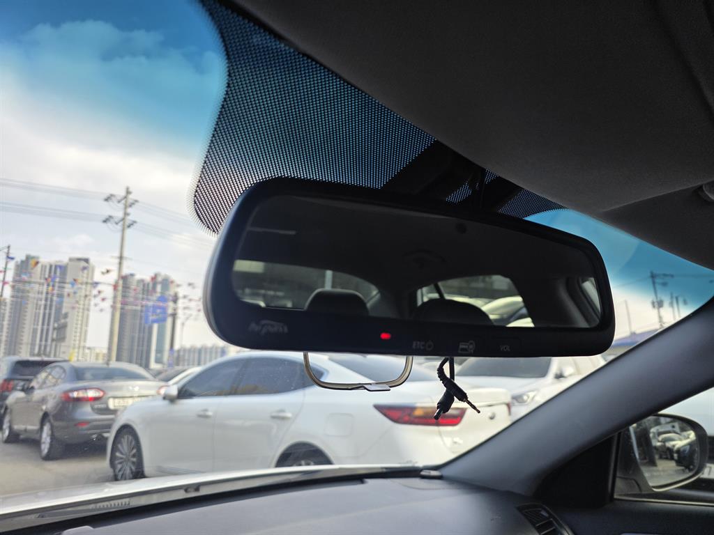 KIA K5 2012 Blanco - Importación desde Corea - HF Imports Iquique - Foto 17