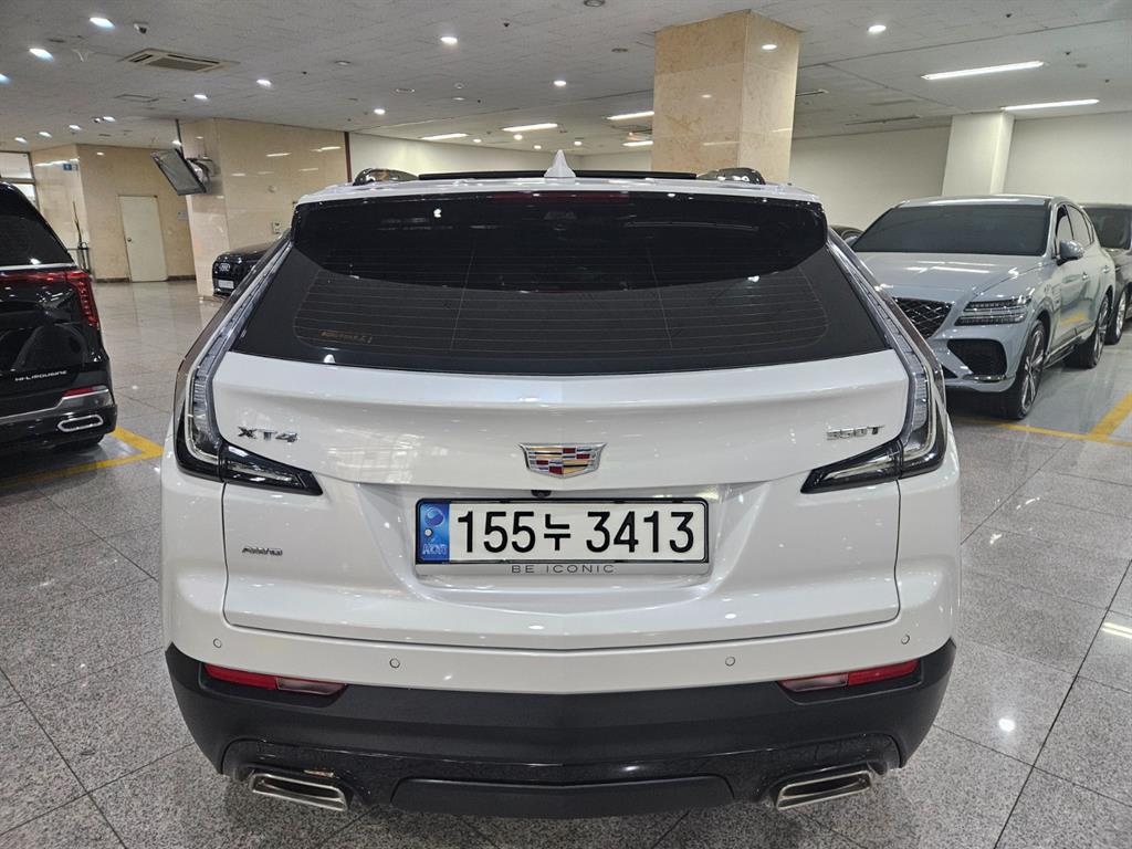 Cadillac XT4 - Vista 4