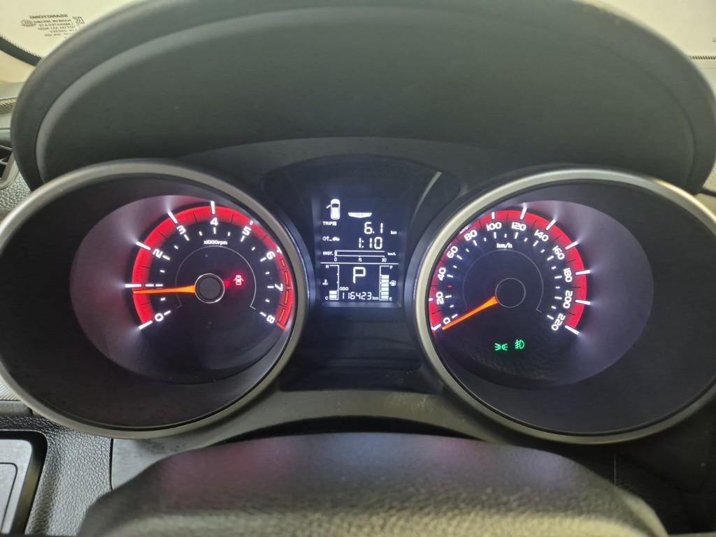 Ssangyong Tivoli - Vista 6