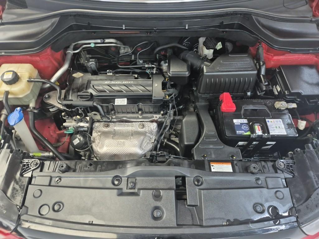 Ssangyong Tivoli - Vista 5