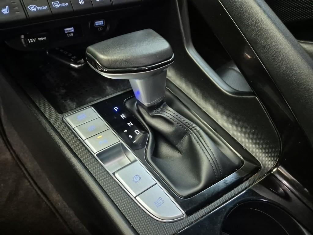 HYUNDAI Avante - Vista 8