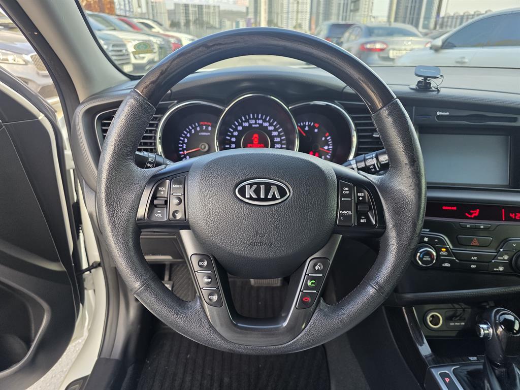 KIA K5 2012 Blanco - Importación desde Corea - HF Imports Iquique - Foto 13