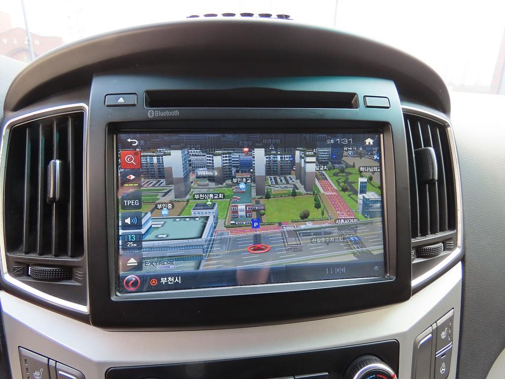 HYUNDAI Starex - Vista 11