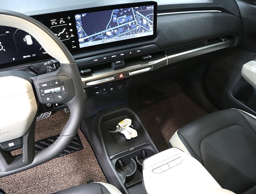 KIA EV3 - Vista 11