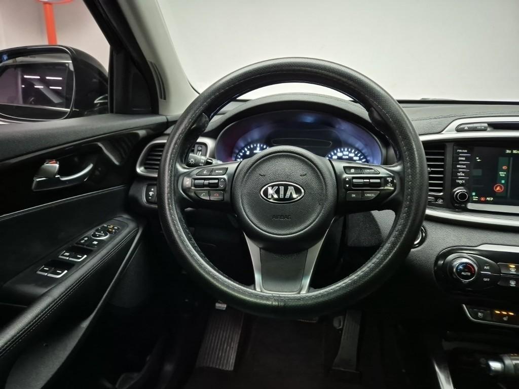 KIA Sorento - Vista 9
