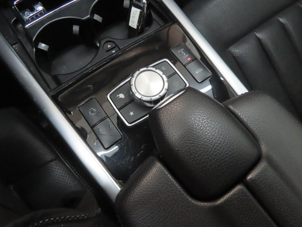 Mercedes Benz E class - Vista 12