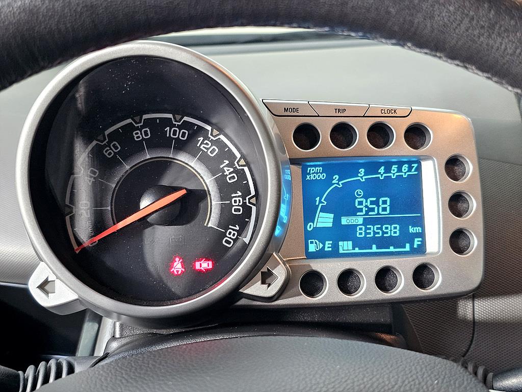 Chevrolet Spark - Vista 7