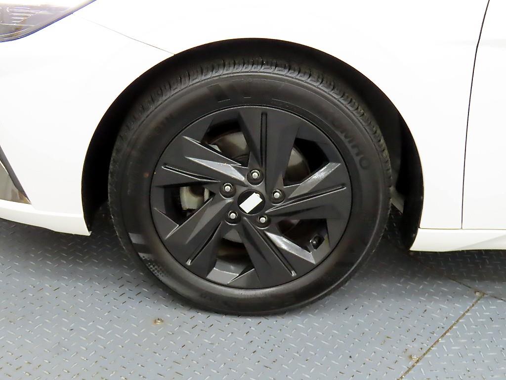 HYUNDAI Avante 2023 Blanco - Importación desde Corea - HF Imports Iquique - Foto 20