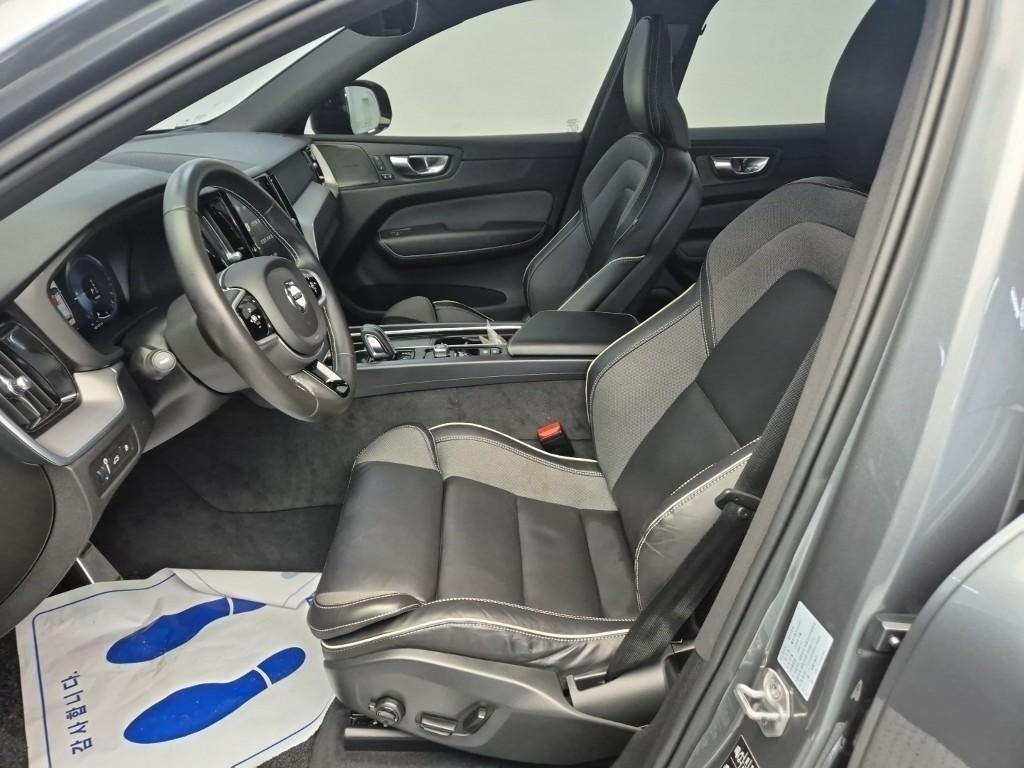 Volvo XC60 2021 Gris - Importación desde Corea - HF Imports Iquique - Foto 14