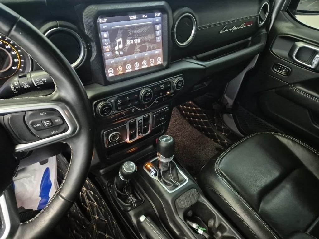 Jeep Wrangler - Vista 10