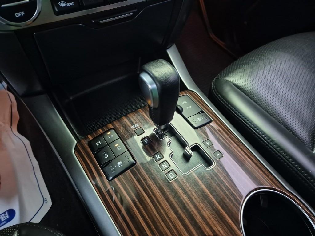 KIA Mohave - Vista 8