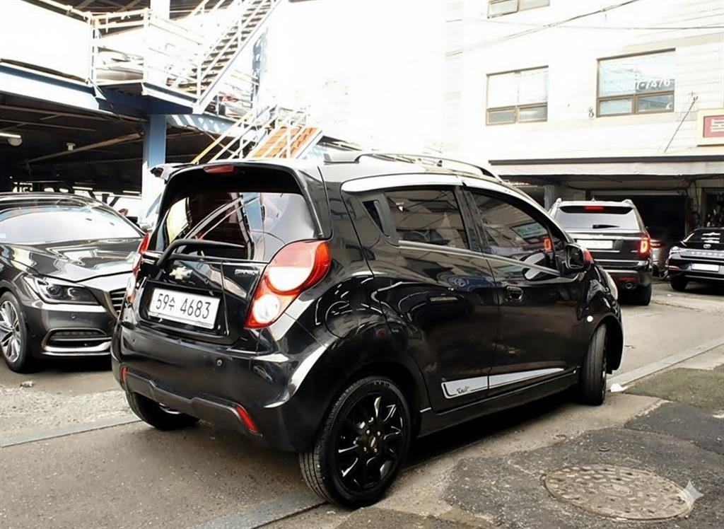 Chevrolet Spark - Vista 5