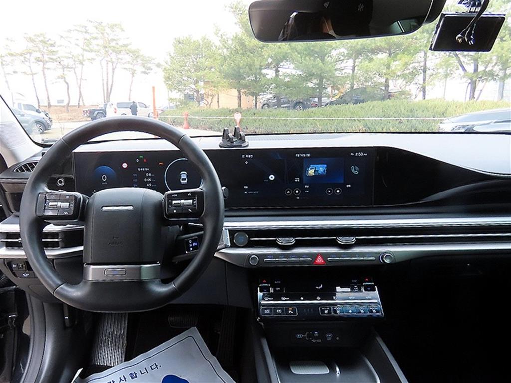 HYUNDAI Grandeur - Vista 7