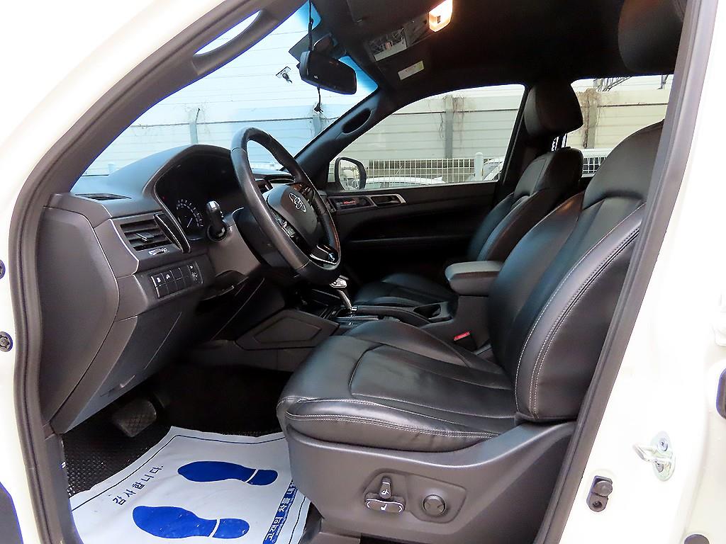 Ssangyong Rexton - Vista 5