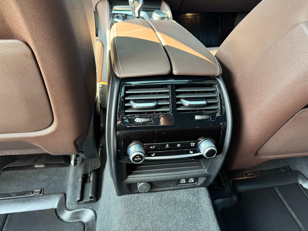 BMW Gran Turismo 2024 Blanco - Importación desde Corea - HF Imports Iquique - Foto 14