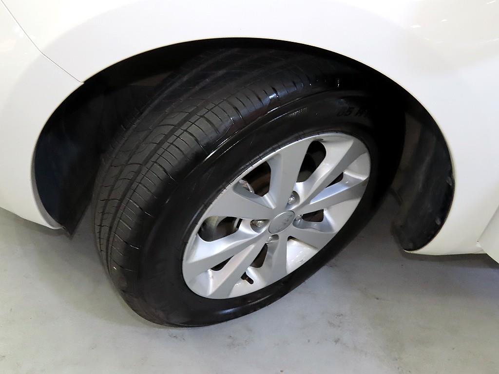 KIA Pride 2014 Blanco - Importación desde Corea - HF Imports Iquique - Foto 20