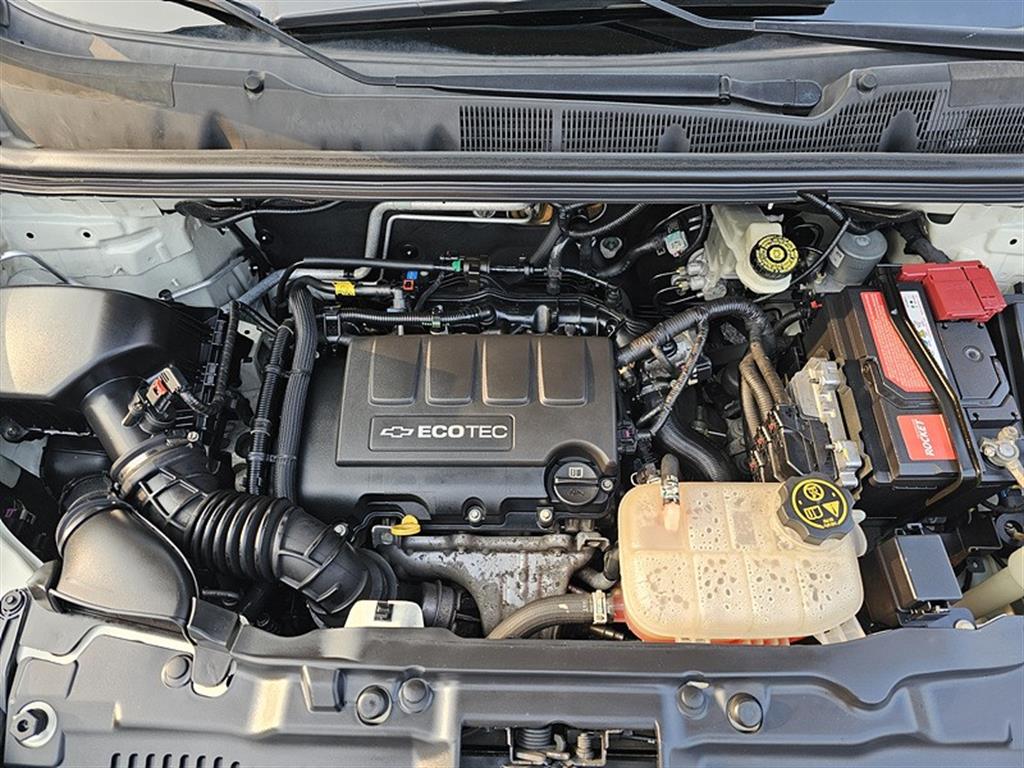 Chevrolet Trax 2015 Blanco - Importación desde Corea - HF Imports Iquique - Foto 17