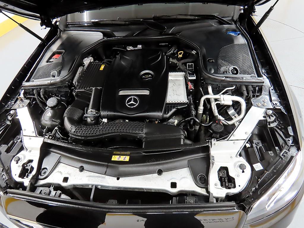 Mercedes Benz E class 2020 Negro - Importación desde Corea - HF Imports Iquique - Foto 19