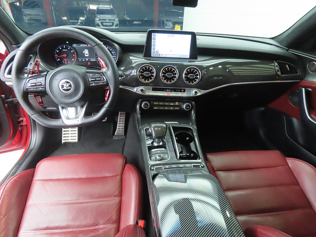 KIA Stinger - Vista 7