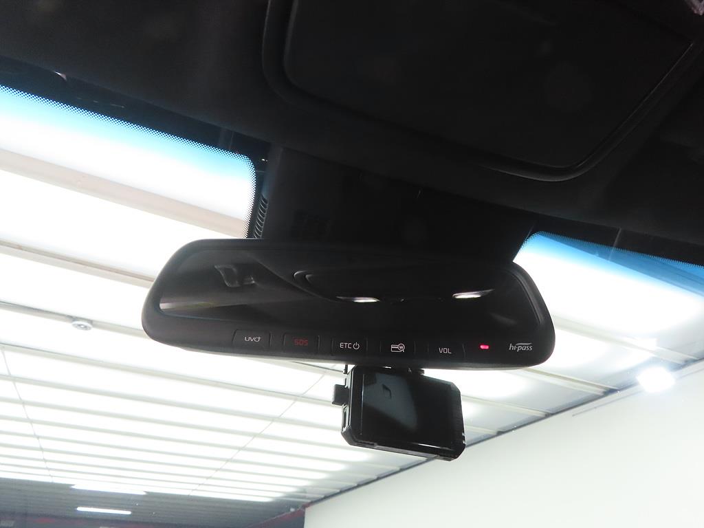 KIA Stinger - Vista 12