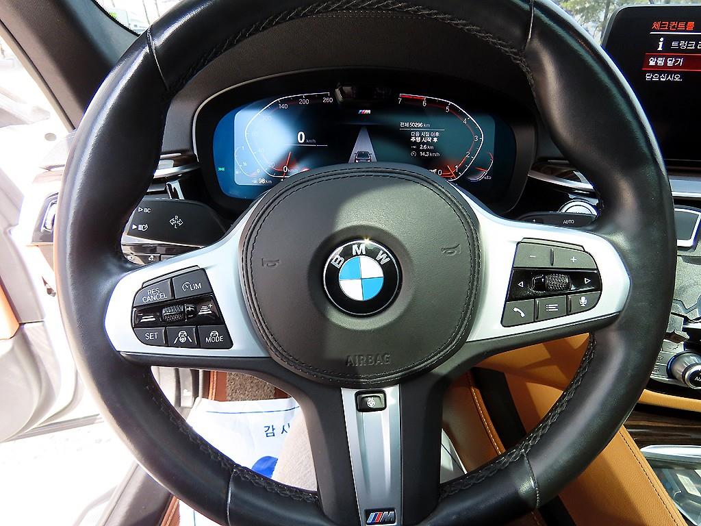 BMW 5 Series - Vista 8