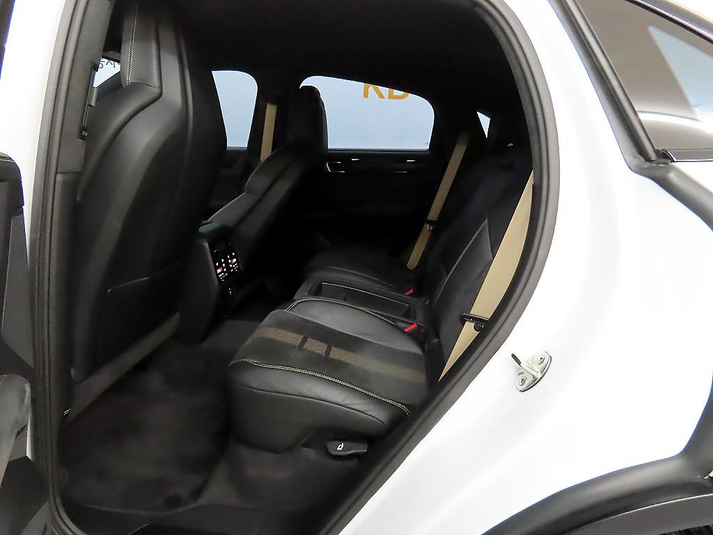 Porsche Cayenne - Vista 6