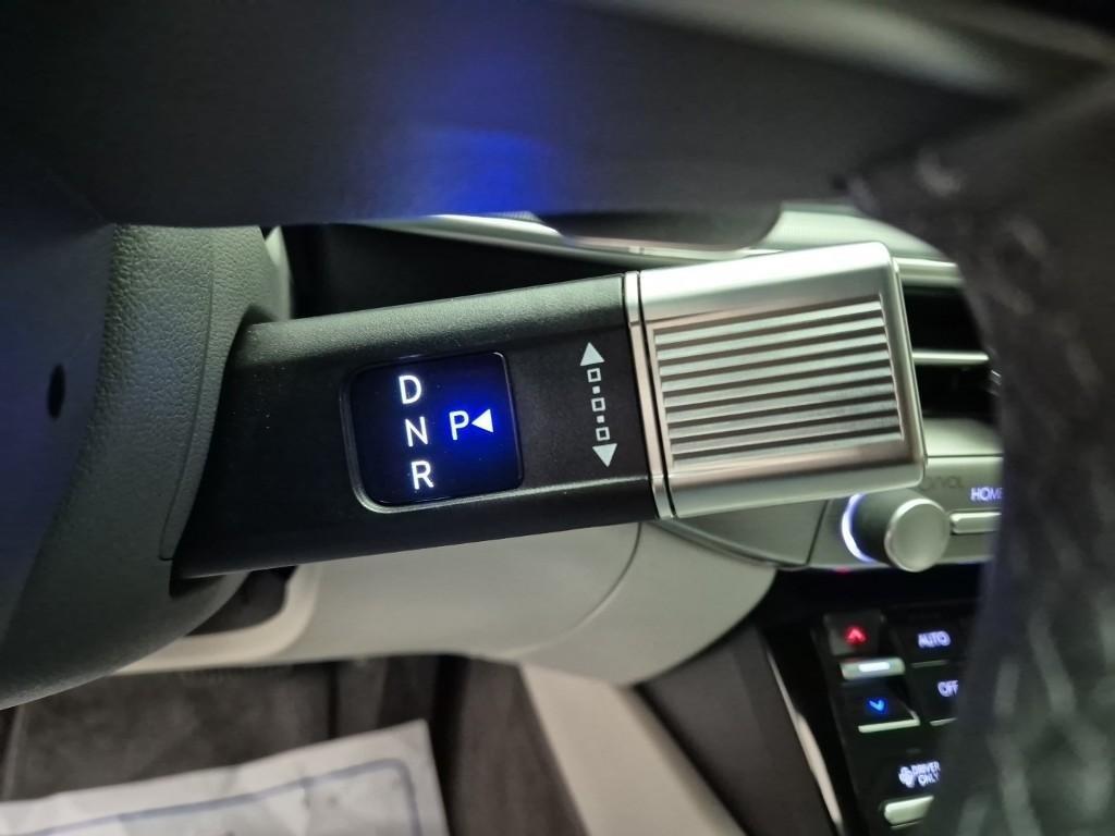 HYUNDAI Grandeur - Vista 8