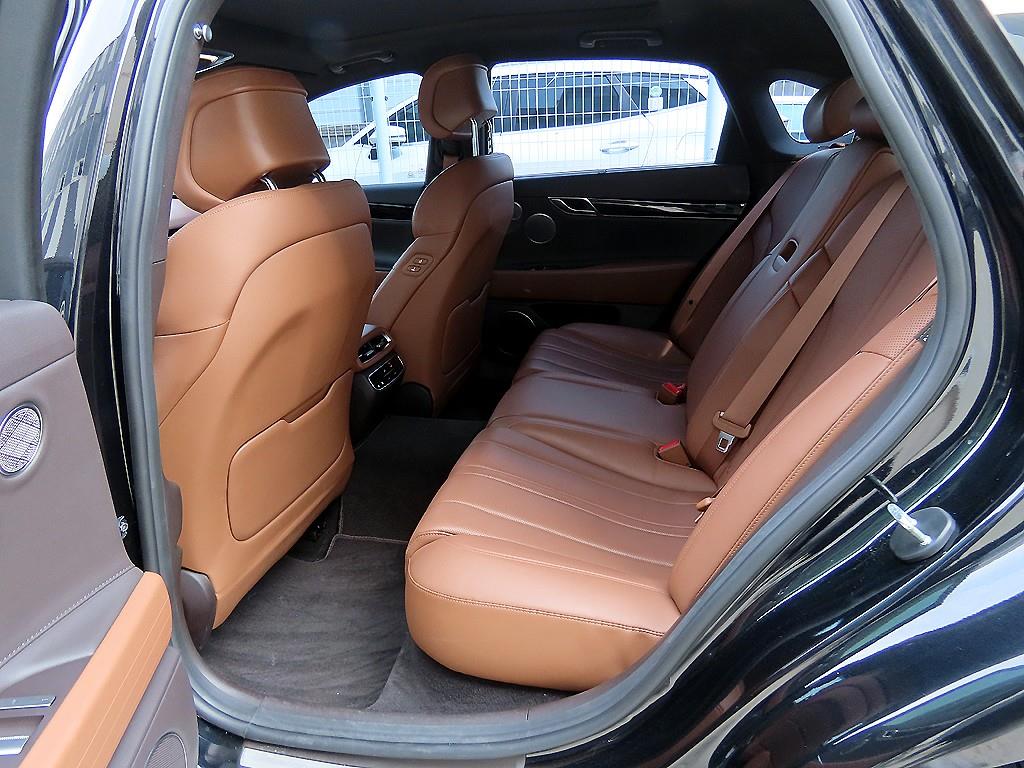 Genesis G80 - Vista 6