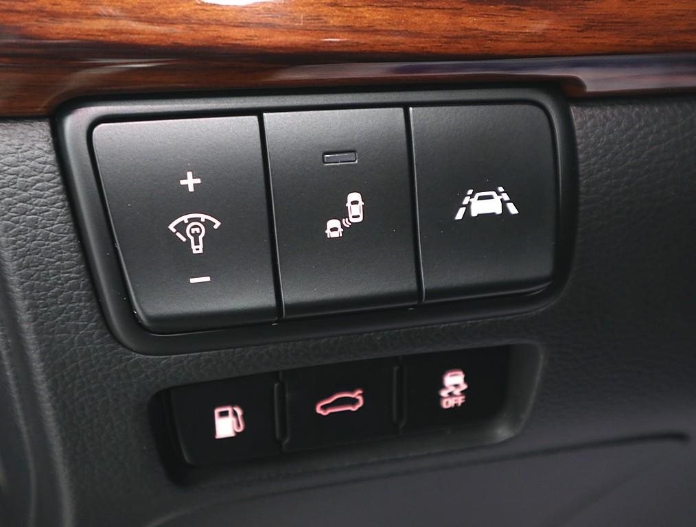 KIA K7 2016 Negro - Importación desde Corea - HF Imports Iquique - Foto 17