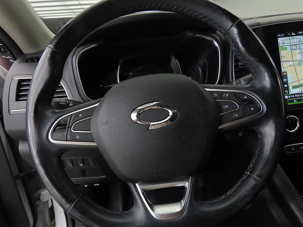 SAMSUNG QM6 - Vista 8